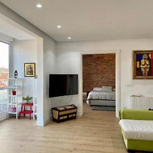 Comodo Y Moderno Piso En El Centro De Santander